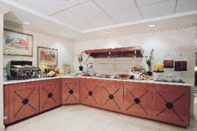 Residence Inn Tysons Corner Mall - Breakfast Area