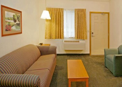 Quality Inn - Our Living Area In Our Suites