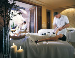 La Stone therapy at Willow Stream Spa