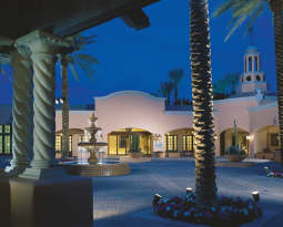 La Hacienda Plaza