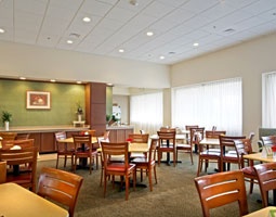 La Quinta Inn & Suites New Haven - Breakfast Area