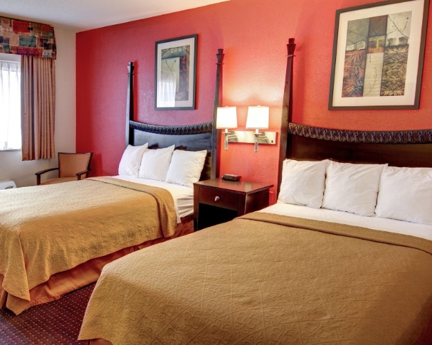 Quality Inn & Suites - Double Beds