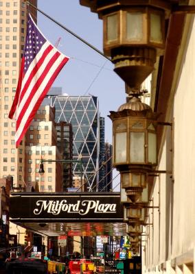 Milford Plaza - Located In The Heart Of The Theater District