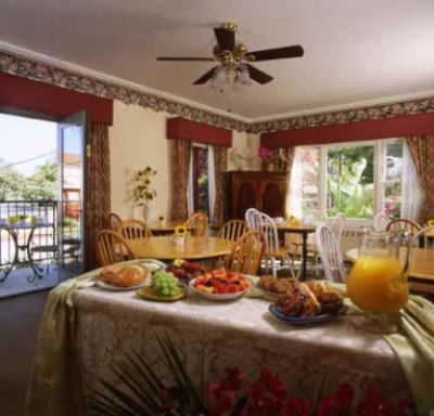 The Eagle Inn - Breakfast Is Served!