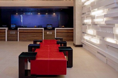 Hyatt Arlington - Lobby