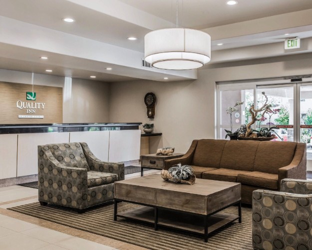Comfort Suites Rosemead - Guest Reception