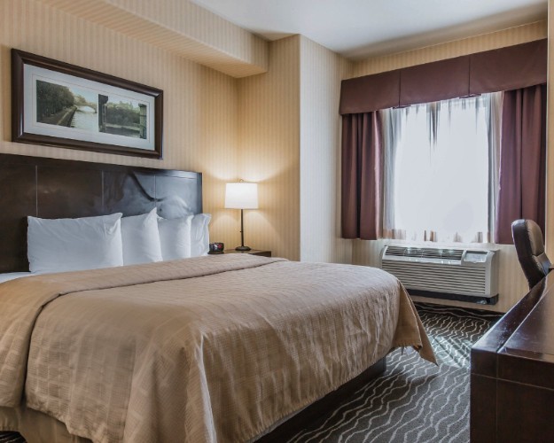 Comfort Suites Rosemead - Deluxe Queens Room