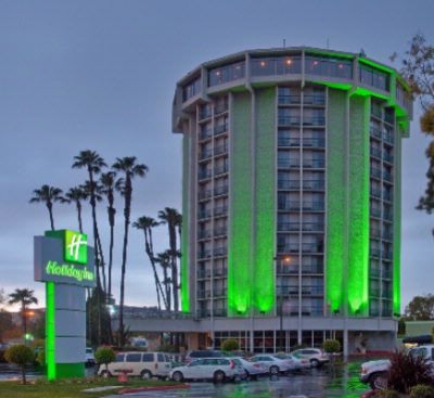Holiday Inn Lb Airport Hotel