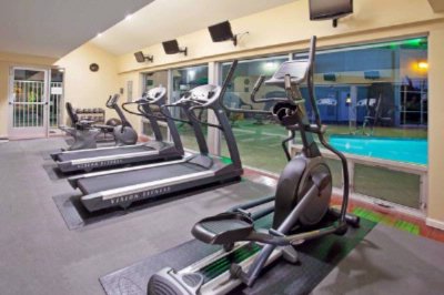 Holiday Inn Long Beach Airport - Exercise Room
