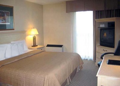 Quality Inn Hotel & Suites - 