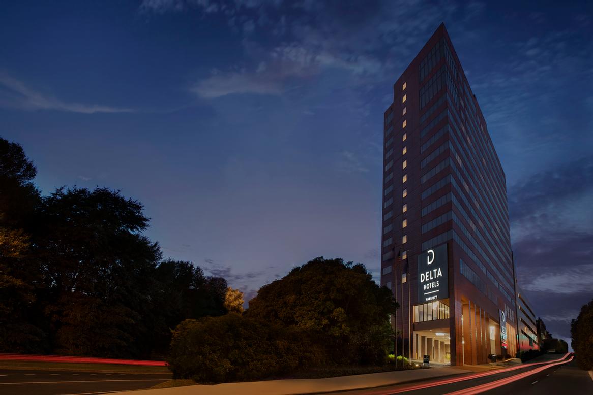 Crowne Plaza Richmond Downtown - 