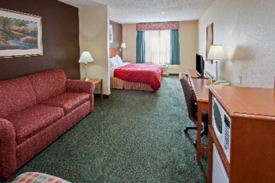 Country Inn & Suites - Golf Course View 2