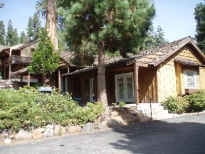 Tahoe Vistana Inn - Here Is Our Second Set Of Units All On One Level.