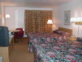 Quaility Inn & Suites Downtown Albuquerque - 
