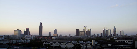 Holiday Inn Express Frankfurt Messe - Skylineview At Guestroom