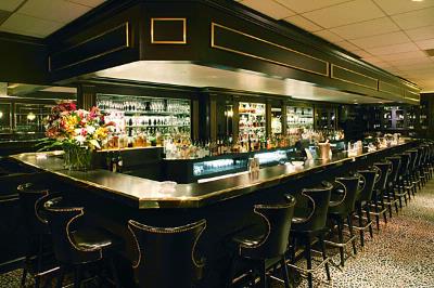 Radisson Plaza Warwick Hotel - The Prime Rib Bar
