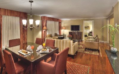 Radisson Plaza Warwick Hotel - Presidential Suite