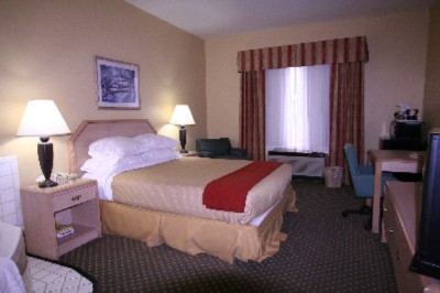 Holiday Inn Exxpress Hotel & Suite - Jaccuzi Room