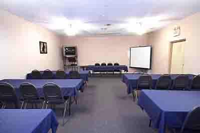 Howard Johnson Hotel Victoria - 