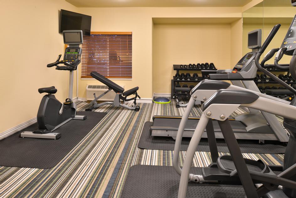 Candlewood Suites - Gym