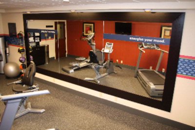 Hampton Inn - Newly Renovated King Room W/ Sleeper Sofa