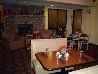 Holiday Inn Ames Conference Center Isu - Cardinal Cafe