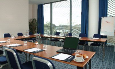 Crowne Plaza London Docklands - Victoria Suite In U Shape Set Up