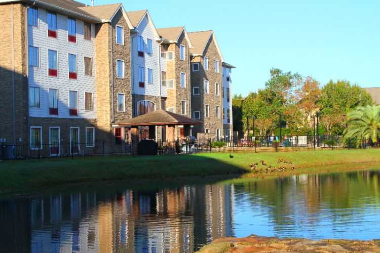 Staybridge Suites Houston Nw Willowbrook - Stay In One Of Our Suites!