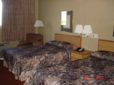 Travelodge Inn & Suites - 