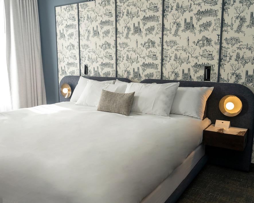 Le Saint Sulpice Hotel - Superior Suite
