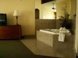 Falcon Ridge Hotel - 
