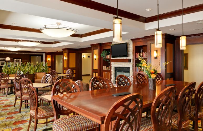 Hampton Inn - Hotel Lobby