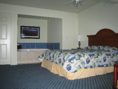 Ship Harbor Inn - 