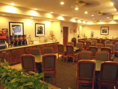 Willowbrook Hampton Inn - Dining Room