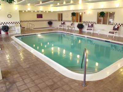 Willowbrook Hampton Inn - Indoor Pool & Jacuzzi
