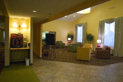 Comfort Inn Airport - You Won't Go Hungry With Our Continental Breakfast Buffet Served Daily!