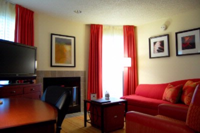 Residence Inn by Marriott - Living Room Of A 2 Bedroom Suite