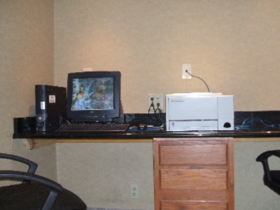 Holiday Inn Express - Holiday Inn Express Dallas Business Center