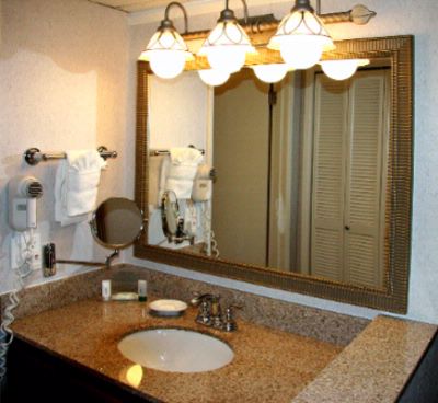 Holiday Inn Carlsbad by The Sea - 