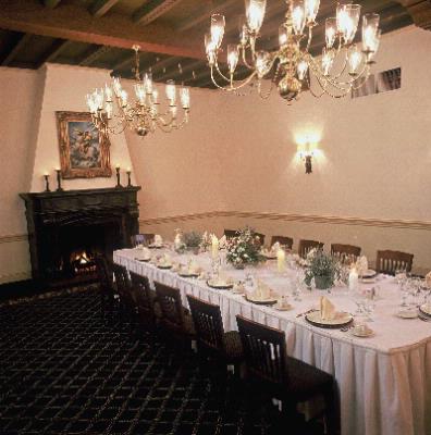 Lion's Gate Hotel - Fireside Banquet/meeting Room