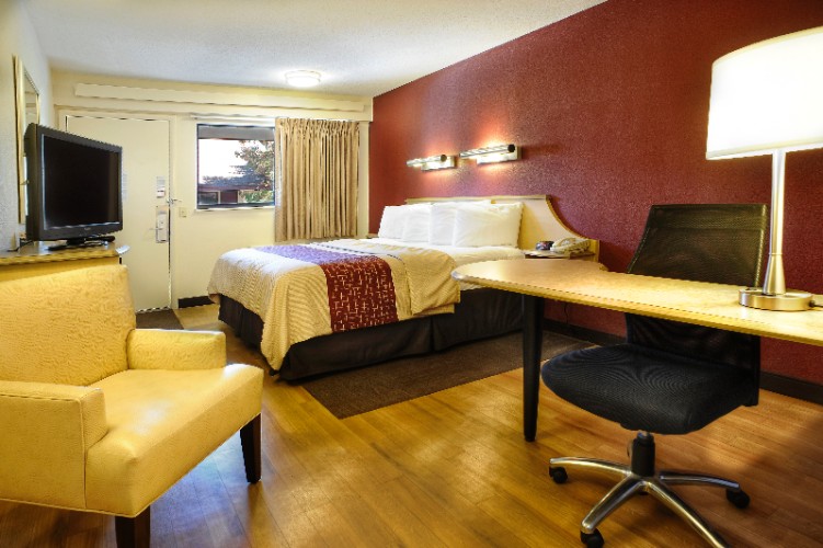 Red Roof Inn - All Inclusive King