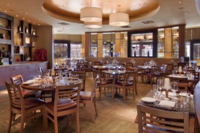Hilton Alexandria Mark Center - Finn & Porter Main Dining Room