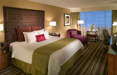 Crowne Plaza Houston North Greenspoint - King Guest Room