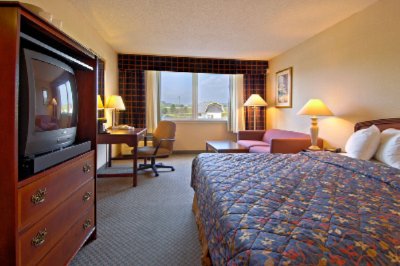 Ramada Hotel & Convention Center - Standard King Bed Room
