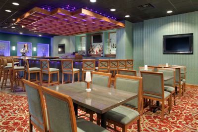 Hilton Pikesville - Join Us At The Fountainside Lounge