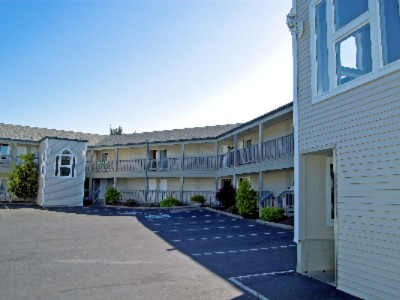 Best Western Salbasgeon Inn & Suites - 