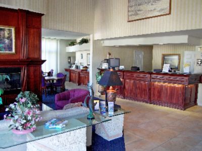 Best Western Salbasgeon Inn & Suites - Front Desk Lobby