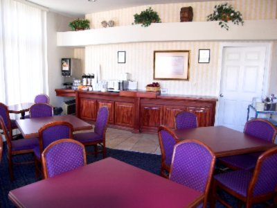 Best Western Salbasgeon Inn & Suites - Breakfast Dining Room