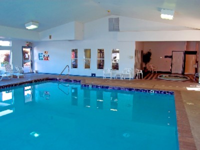 Best Western Salbasgeon Inn & Suites - Indoor Pool / Spa