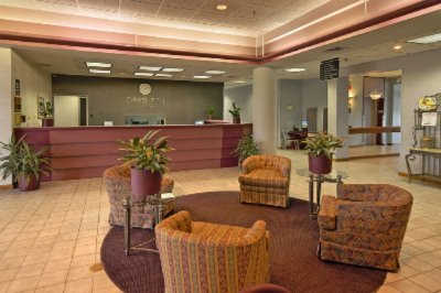 Days Inn Richmond / Chesterfield Town Center Mall - Lobby